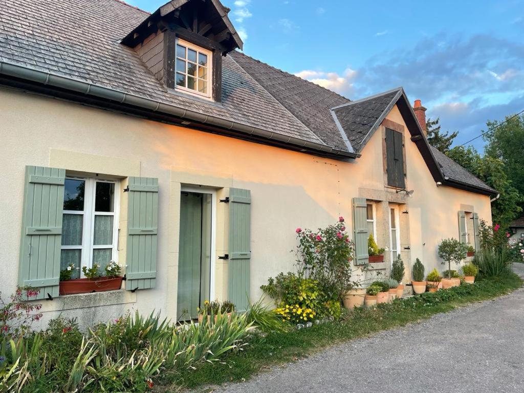 Gite Le Domaine D Orphee Marmagne  Exterior photo